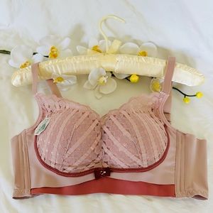 Wireless with gathering effect &uplift Bra. 36/80 A